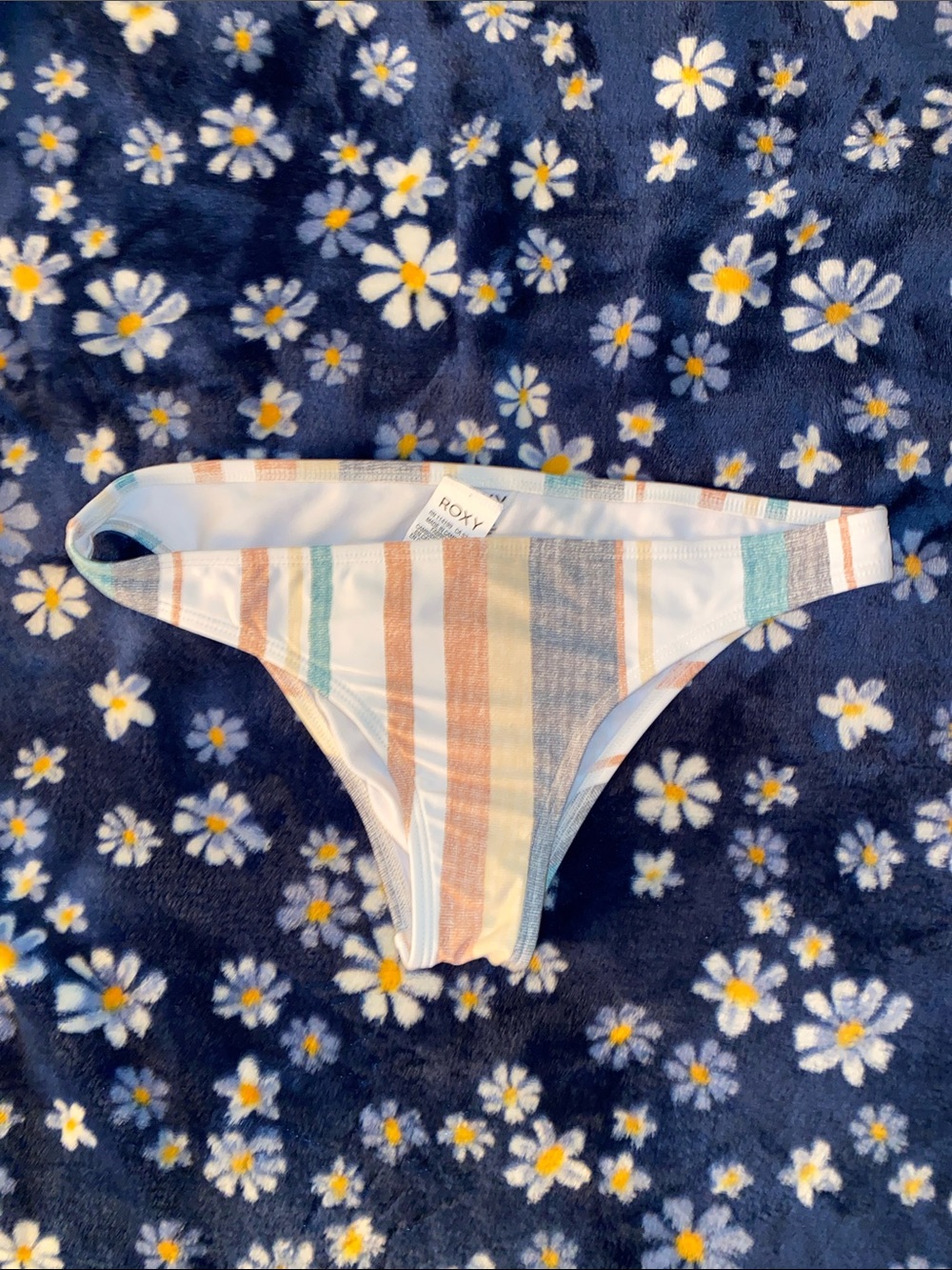 New ROXY bikini bottoms